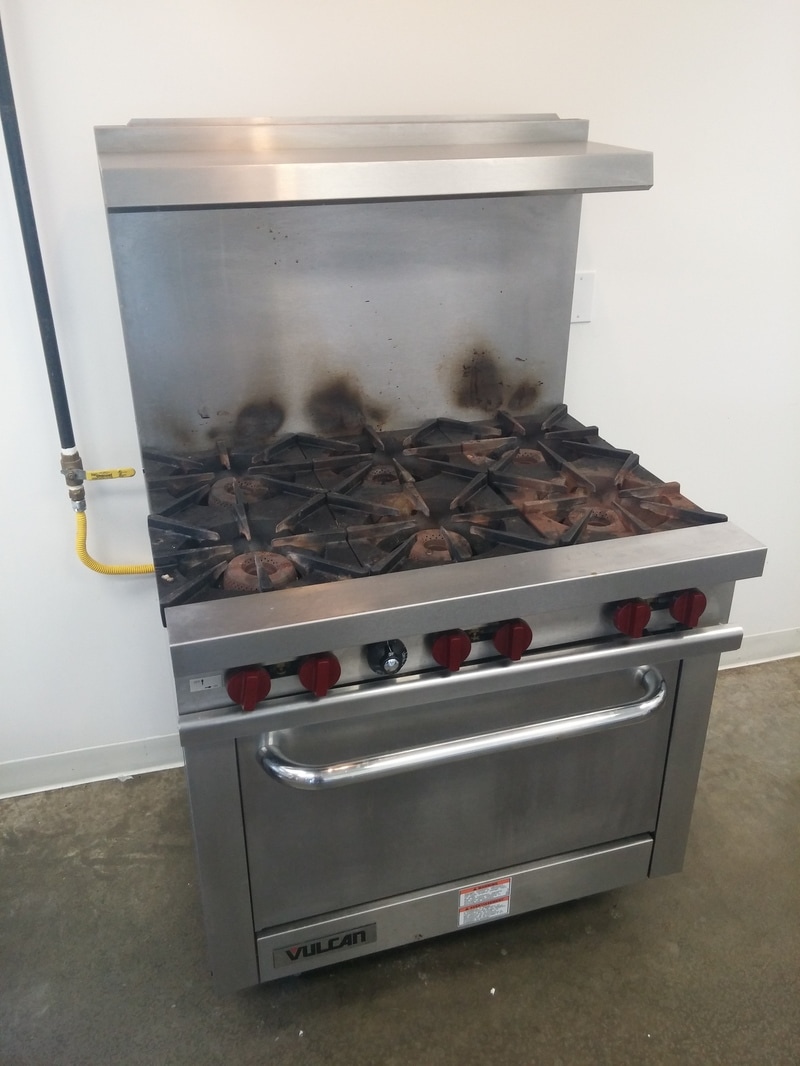 Our natural gas range and oven.